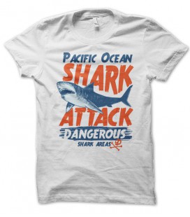 T-shirt Shark Attack