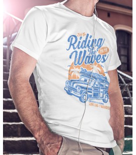 Tee Shirt Riding the Wave, Long Beach California