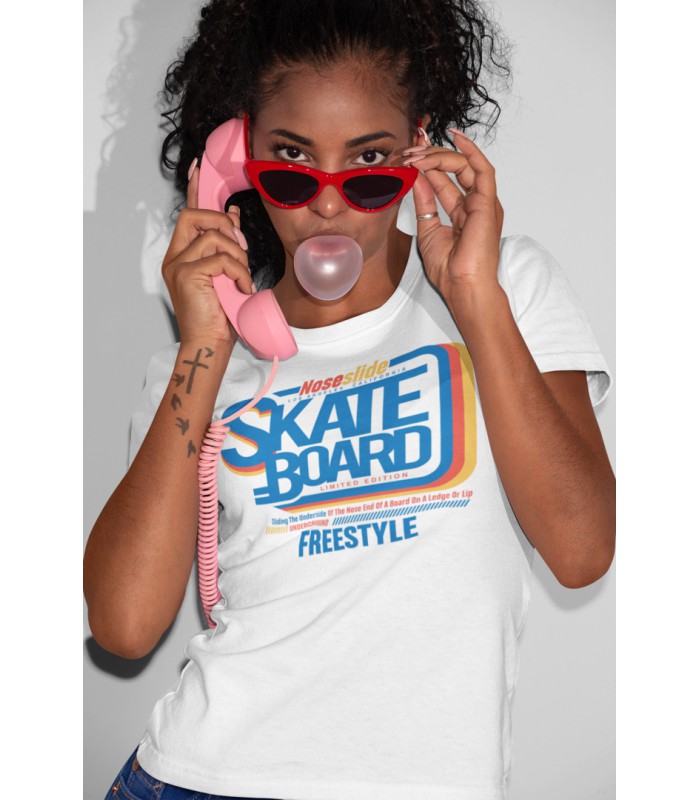 Skate Board, Free Style, Nose Slide Tee shirt originaux Femme en Skate
